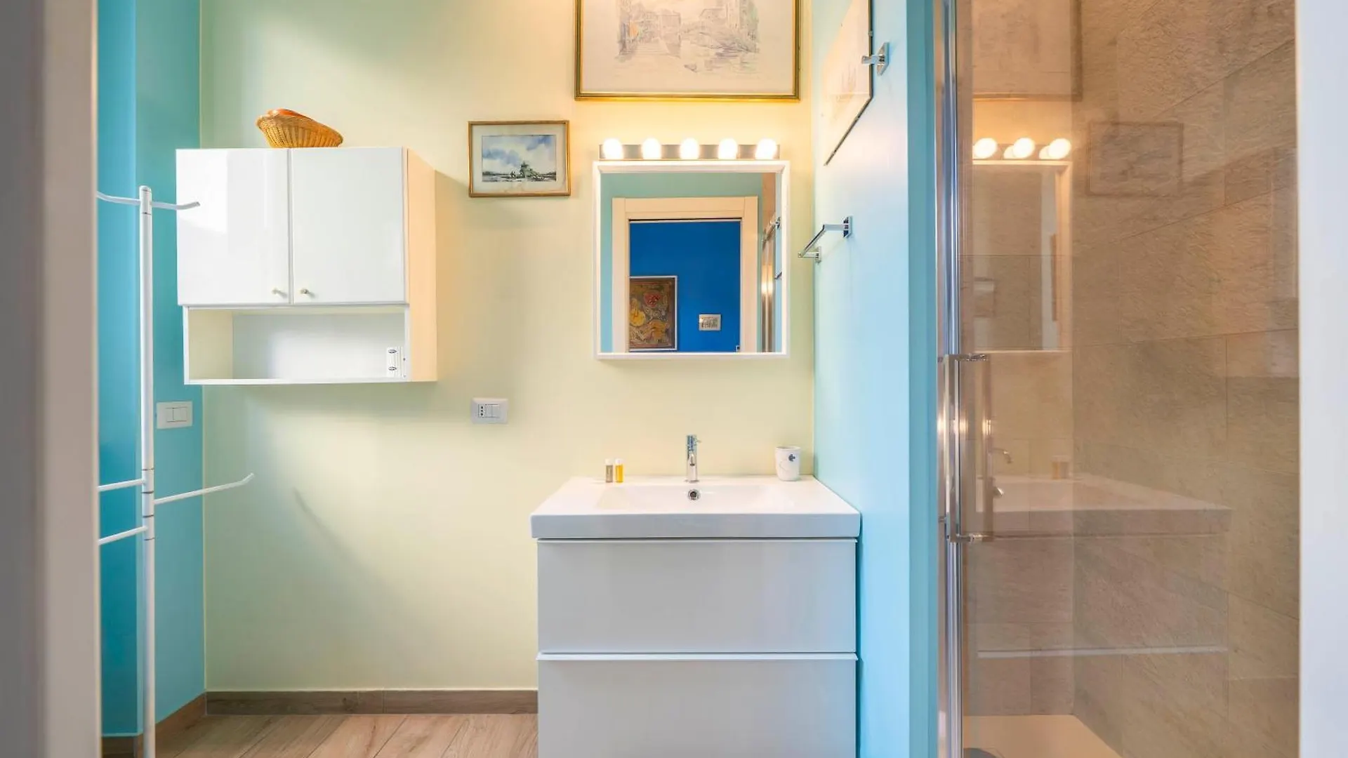 Private Room Duomo Autentica Home Sharing Milan